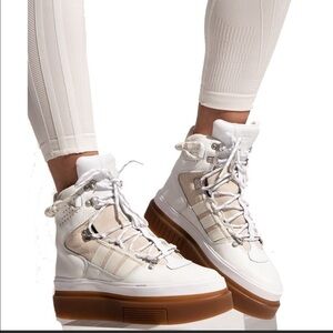 Adidas Womens Ivy Park Super Sleek GX2782 White Lace Up Ankle Combat Boot S 6